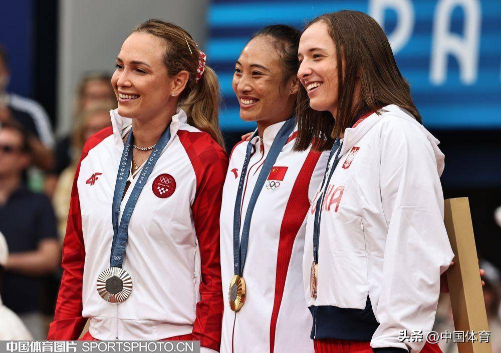 在与英国队 在与英国队